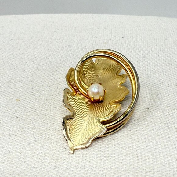 Vintage Leaf Brooch Gold-Tone Imitation Pearl MCM Mid-Century Nature Retro - Picture 3 of 11